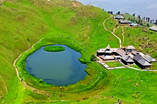 hike himalayan prashar lake